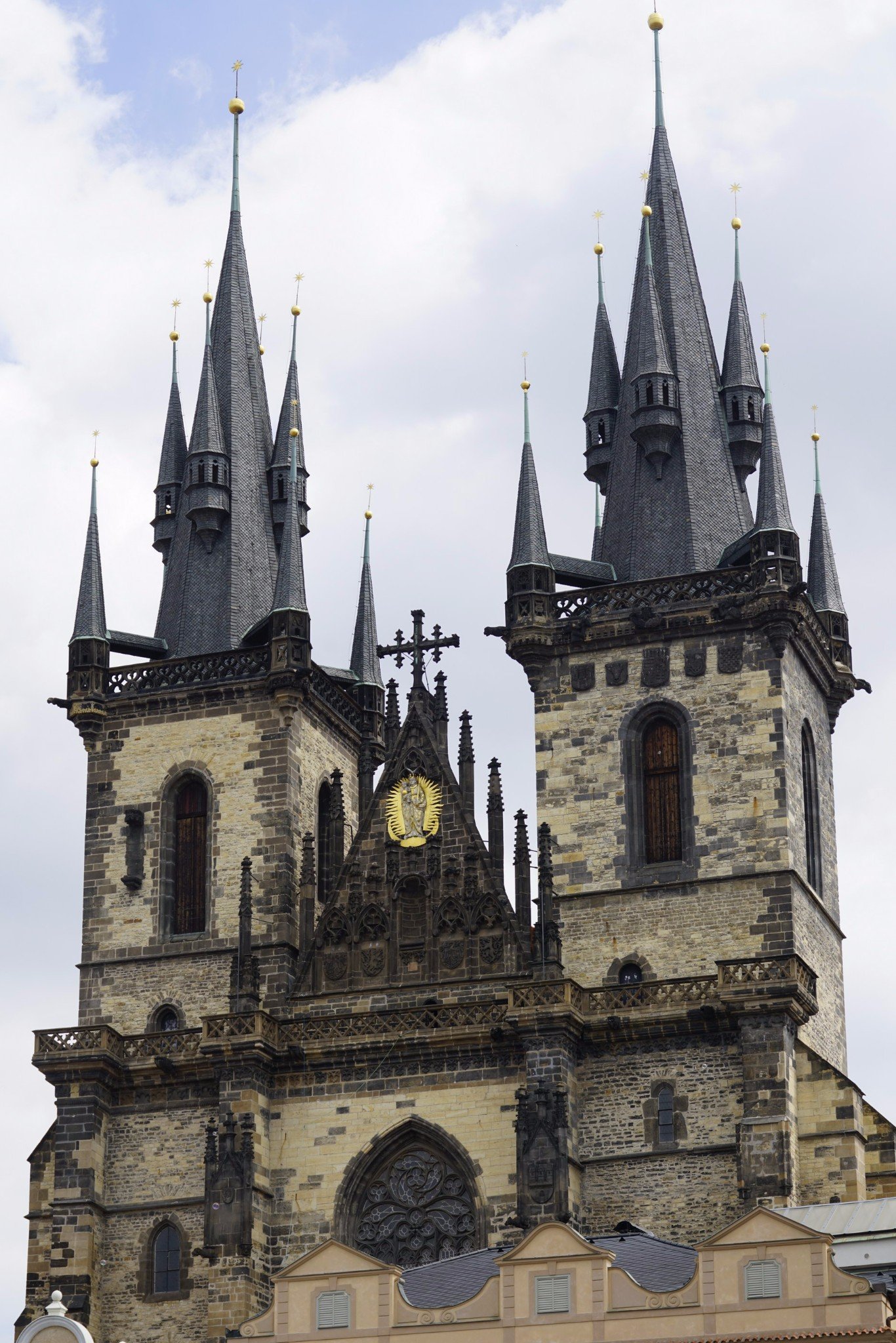 2023提恩教堂游玩攻略,老城广场,除了有各种各样的.【去哪儿攻略】