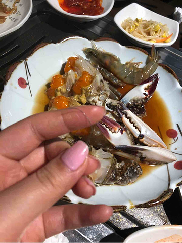 2万韩币120人民币打车费都不够更别说看牙科