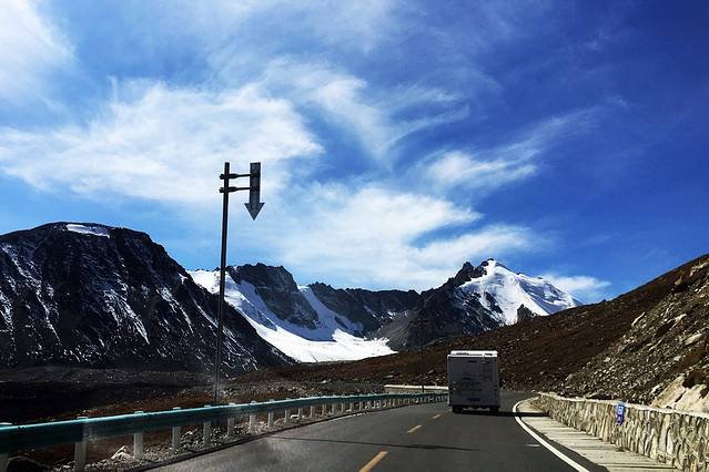 乔尔玛革命烈士陵园