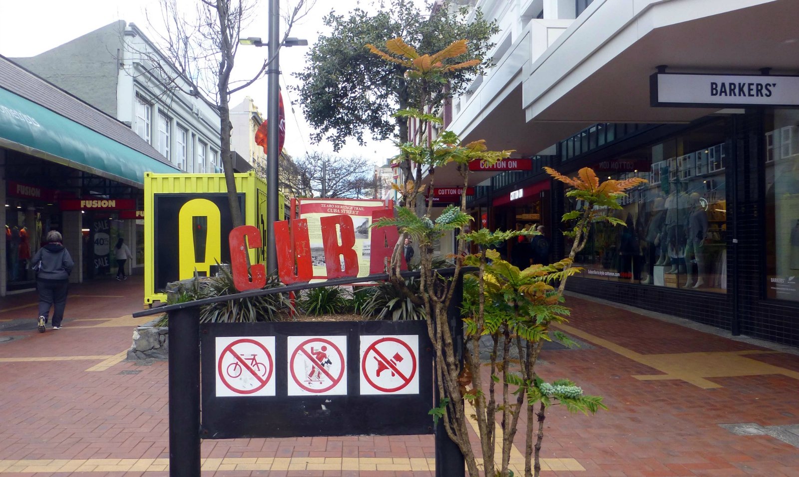 2024古巴街购物,古巴街上小商店很多，书店，...【去哪儿攻略】