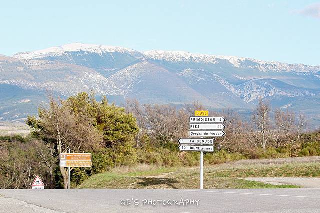 凡尔登大峡谷和圣十字湖