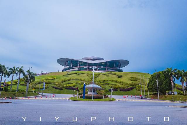 布城国际会展中心