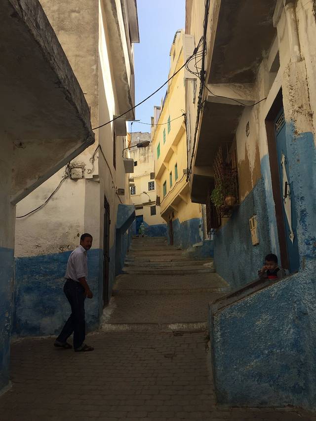 梅克内斯阿拉伯人区