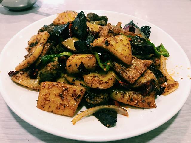 伊犁阿社面肺子丸子汤(新民路店)