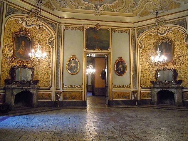 意大利还能穷游?卡塔尼亚,一个面朝大海背靠火