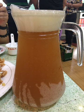 "青岛就是这个原浆啤酒最好喝了，在我们这里是喝不到的。305专线车特别方便，做这个专线车直接到达市中心_青岛汽车北站"的评论图片
