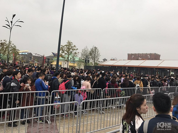 上海迪士尼度假区图片 上海迪士尼度假区图片