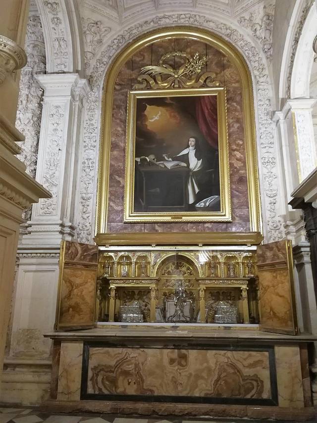 塞维利亚大教堂圣器室