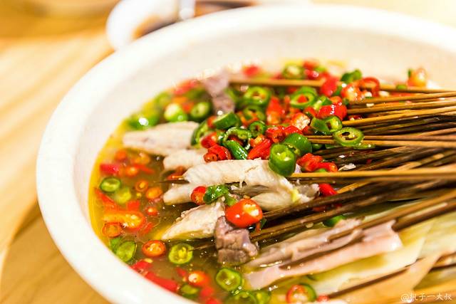 嘉州叶婆婆钵钵鸡(建设路店)