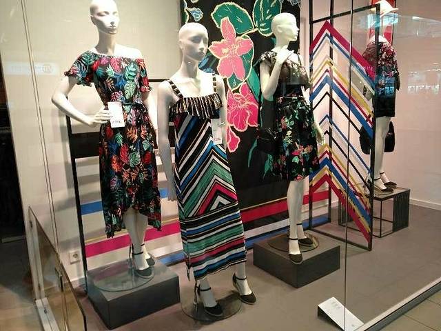 USCE Shopping Center