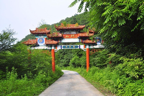 吊水壶风景旅游区