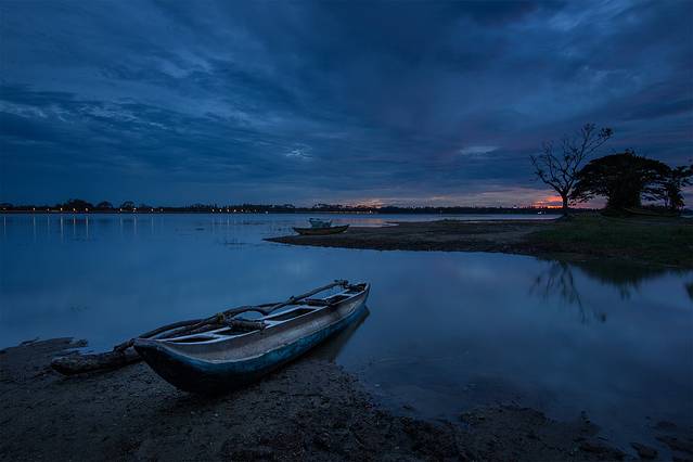 蒂瑟默哈拉默湖