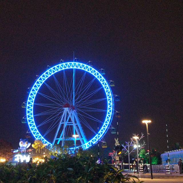 百家湖1912商业广场