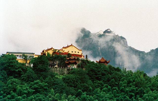 九华山风景区-东崖云舫