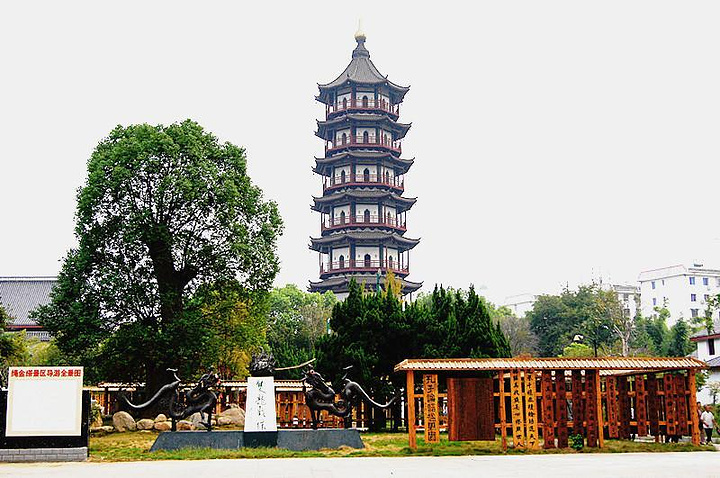 2023绳金塔 =神经塔 哈哈 有点意思 有意思才吸引了我好奇去一睹下 (