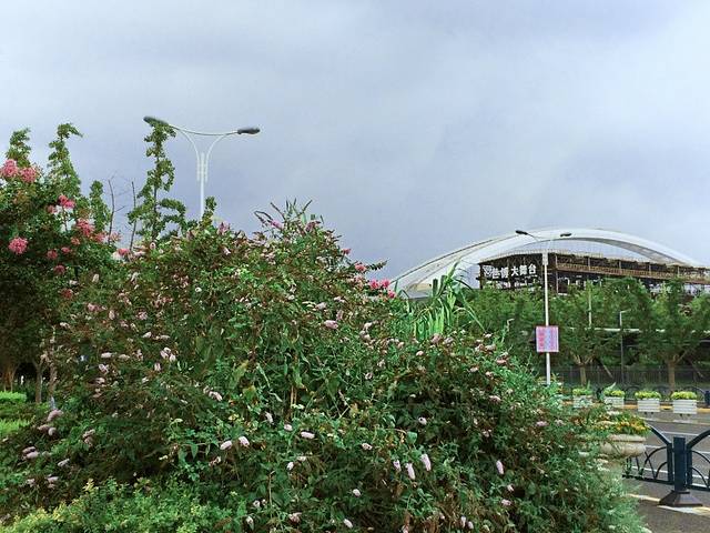 世博场馆宝钢大舞台