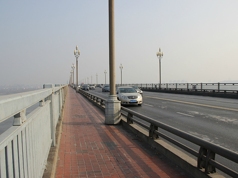 南京长江大桥旅游景点图片