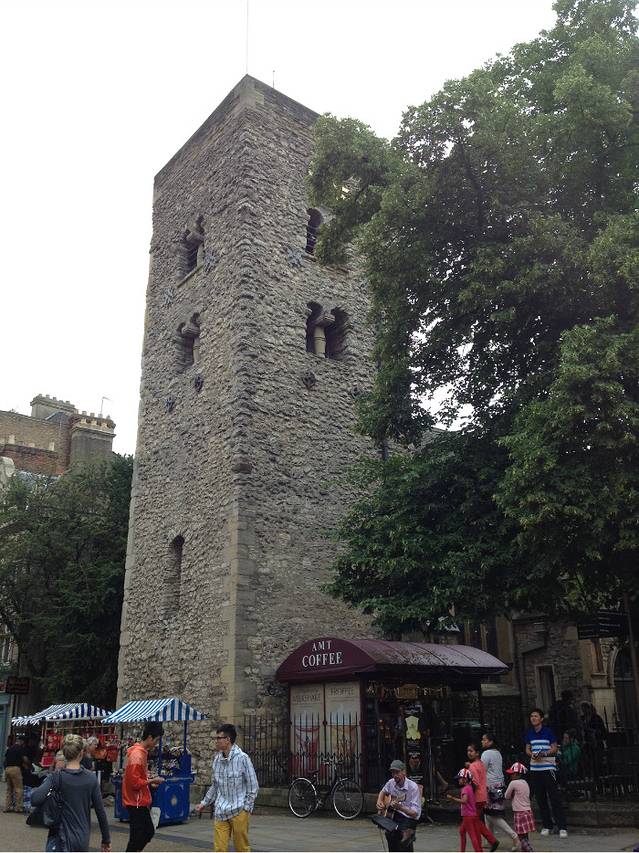 卡尔法克斯钟塔