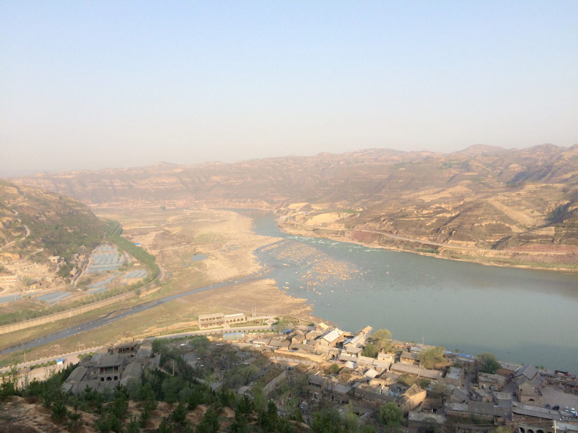 碛(音qi)口位于黄河晋陕峡谷中部,临县城南48公里处,因黄河大同碛而得