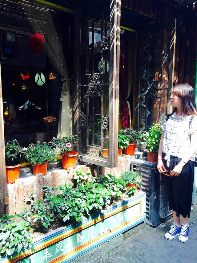 不过茫茫人海、偶然遇见--行走在乌镇西塘