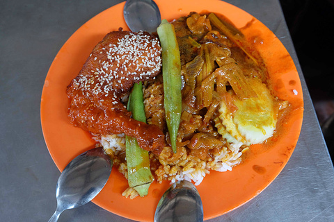nasi kandar line clear