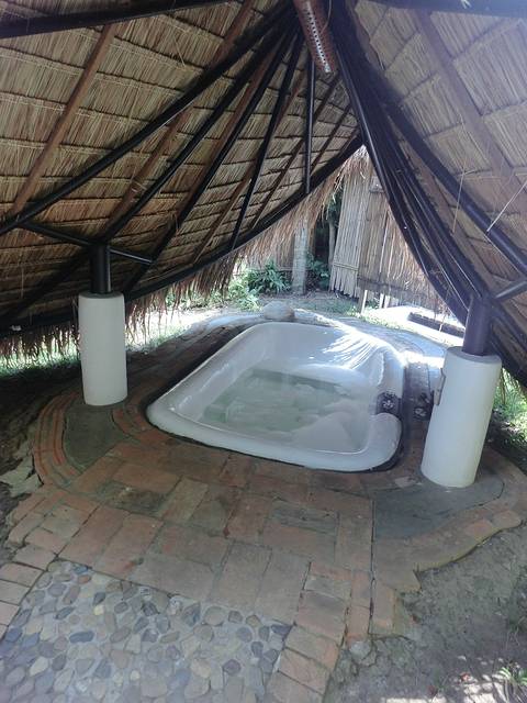 露天浴缸,因为下午无安排行程,一个下午都在泡泡浴.