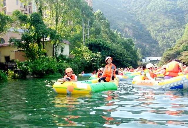 玄真峡谷嬉水王国