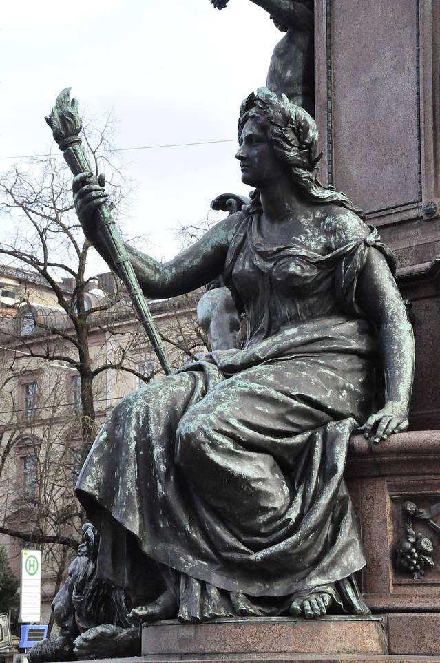 马克西米连大街