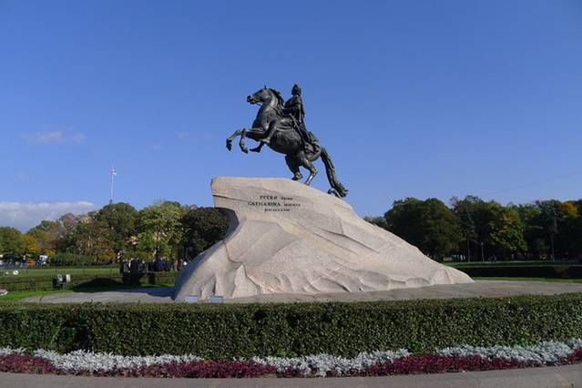 彼得大帝青铜骑士像