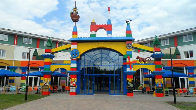 温莎乐高乐园度假区