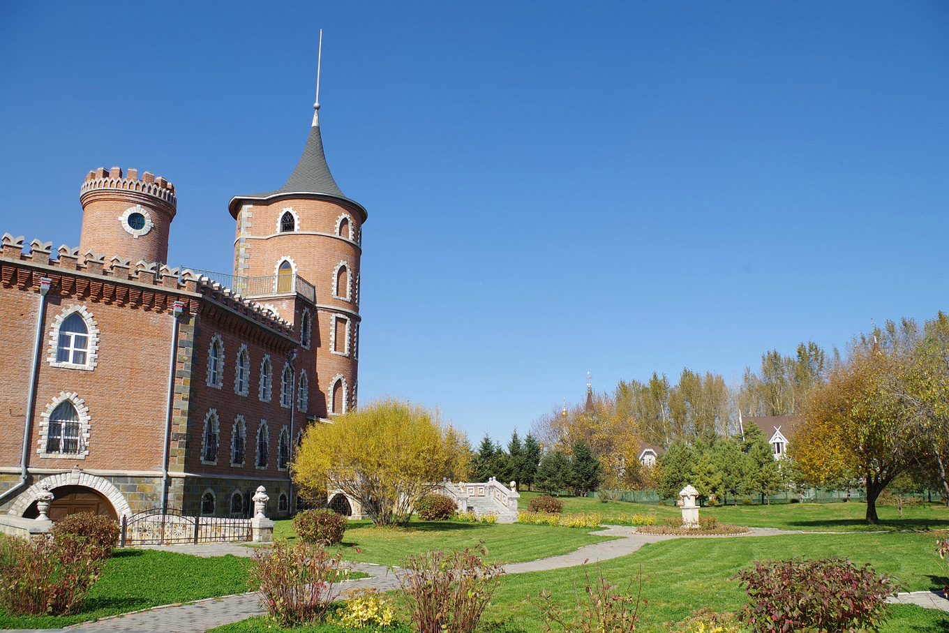 从哈尔滨到五大连池怎样走省期间 有什么好的游览路途吗 (从哈尔滨到五大连池怎么走)
