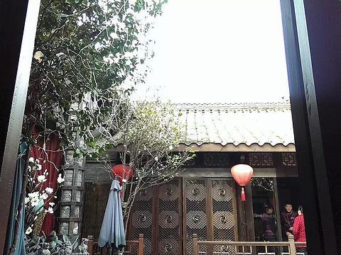 三只耳冷锅鱼火锅(宽巷子店)旅游景点图片