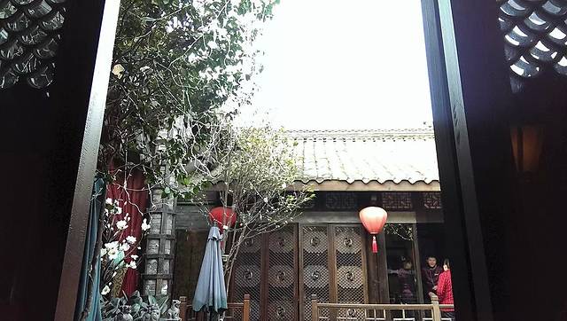 三只耳冷锅鱼火锅(宽巷子店)