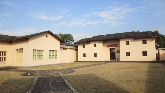 共和国摇篮旅游区-红井景区