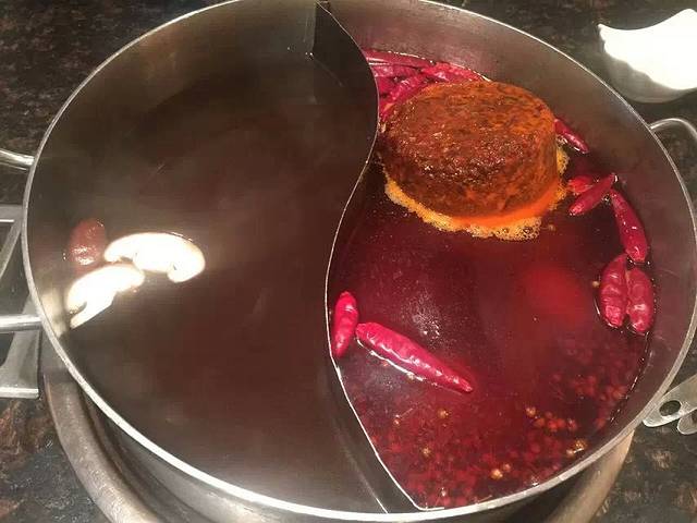 三只耳冷锅鱼火锅(宽巷子店)