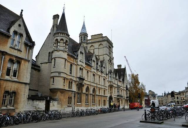 卡尔法克斯钟塔