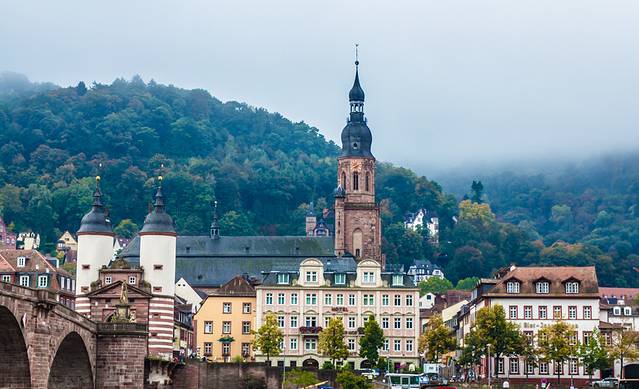 卡尔特奥多雕像