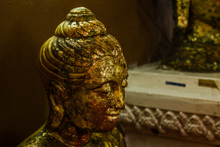 蒙坤巫碧寺,外观虽然没有大城其它寺庙那般宏