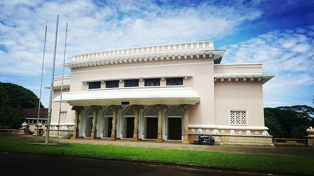 佩拉德尼亚大学