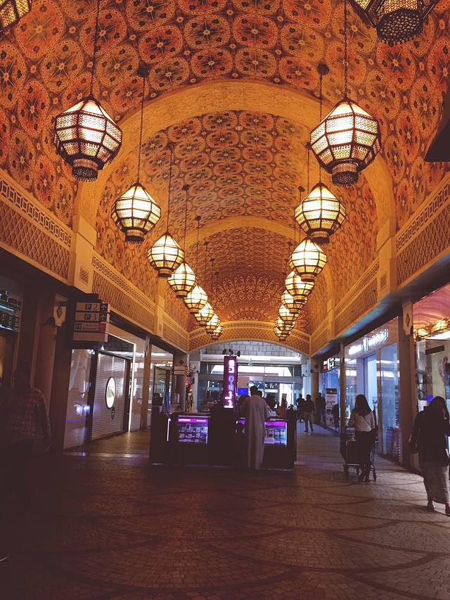 伊本·巴图塔购物中心