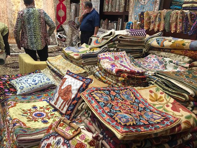 伊本·巴图塔购物中心