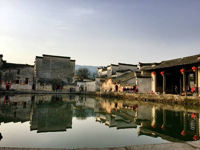 青瓦恋白墙,无梦到徽州