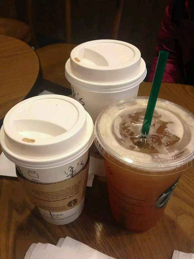 星巴克(杭州大厦D座店)