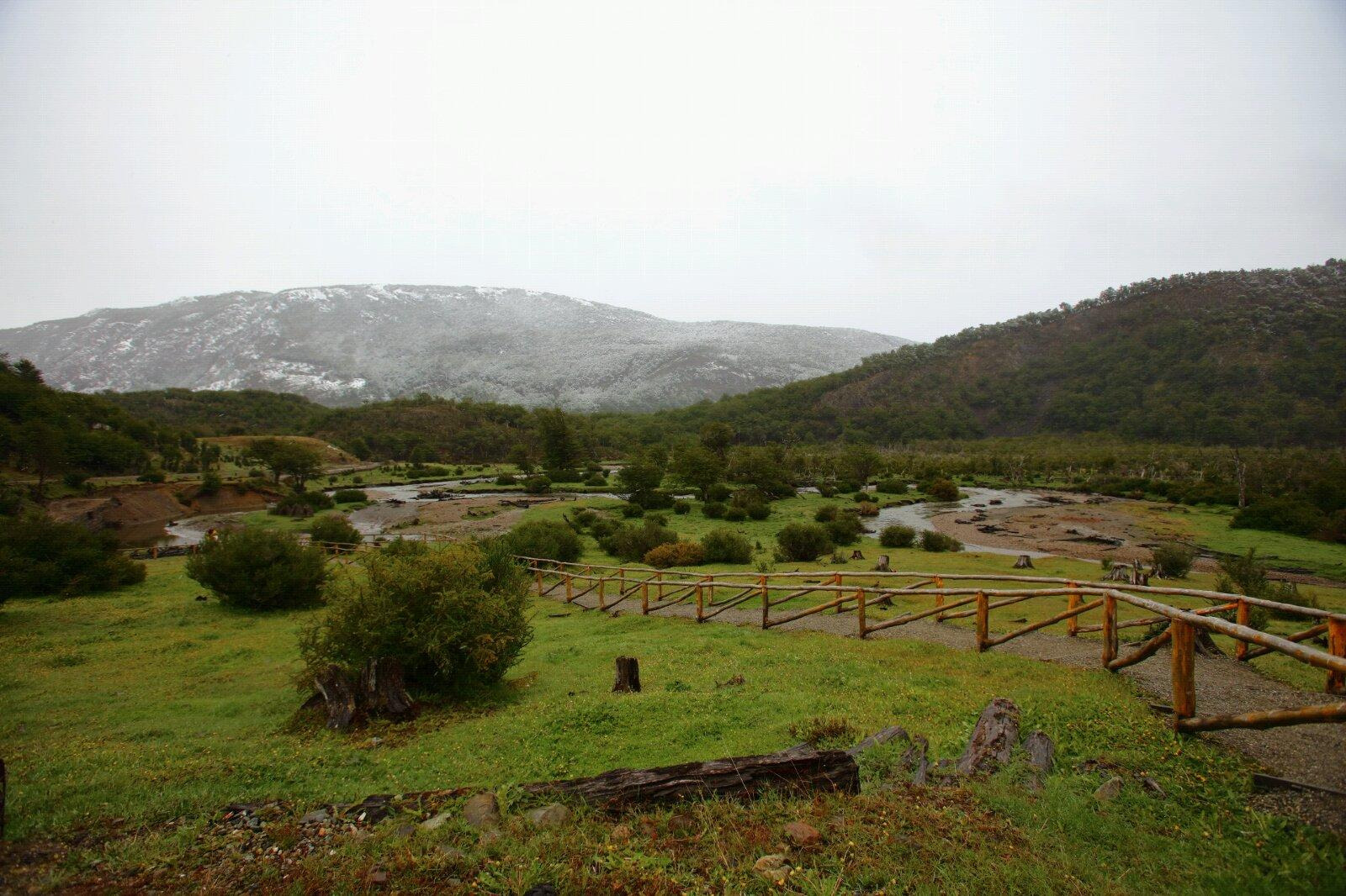 拥有神奇的自然保留地,拥有原始的自然景观,湖泊,溪流,森林和海岸