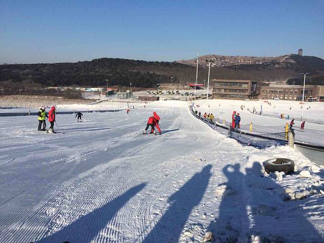 怪坡国际滑雪场