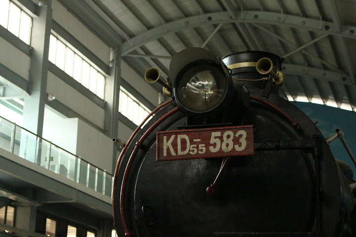 在机场前往昆明火车站的路上,为了不浪费这空