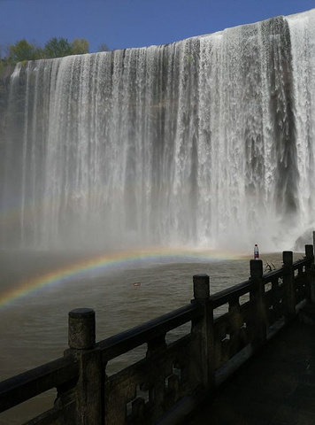 信用胜过有名气。网上订票确实比线下便宜,.