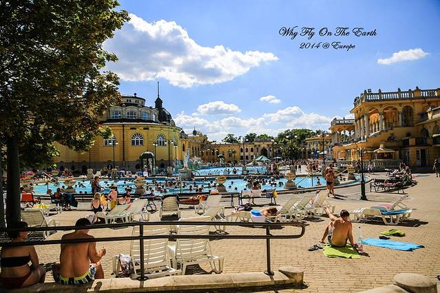 塞切尼温泉浴场