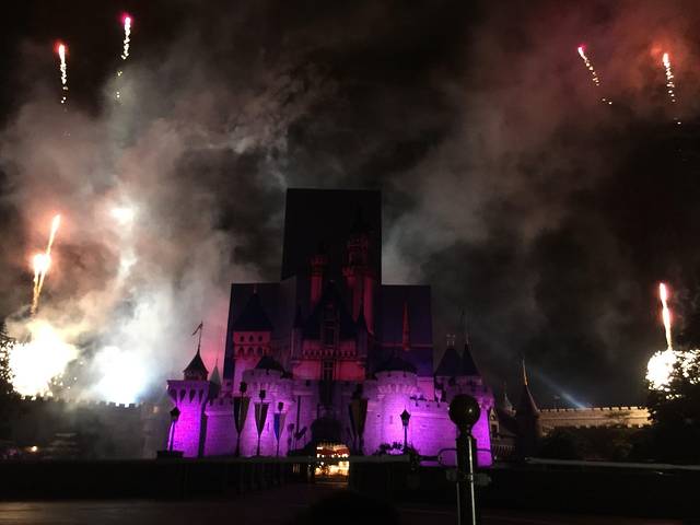 天津出发11日香港泰国亲子自由行