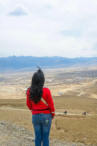 "广袤无垠的大山，也许在她的怀抱之中才能感受到这美幻的景色。其规模密度在我国是独一无二的，故名海子山_海子山国家级自然保护区"的评论图片